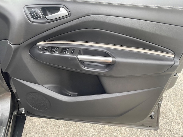 Used Ford Kuga 2017 for sale - 75645584: Photo 23