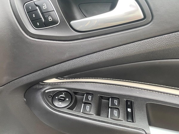 Used Ford Kuga 2017 for sale - 75645584: Photo 24