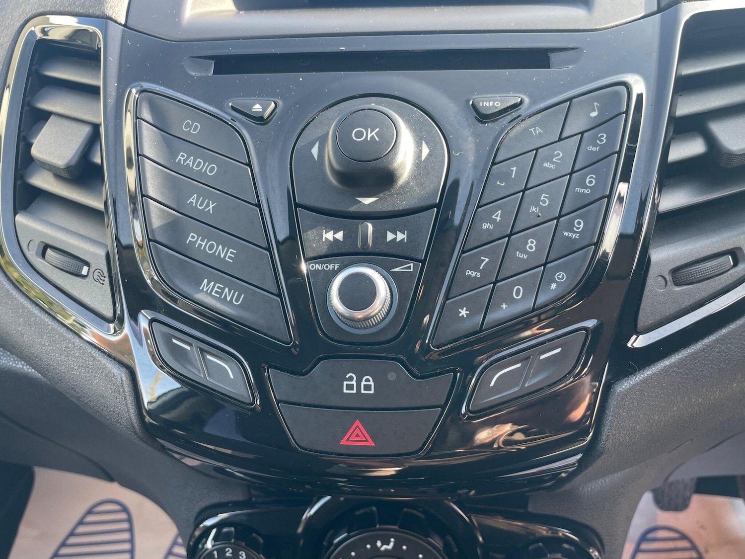 Used Ford Fiesta 2014 for sale - 76441244: Photo 28