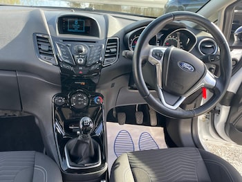 Used Ford Fiesta 2014 for sale - 76441244: Photo