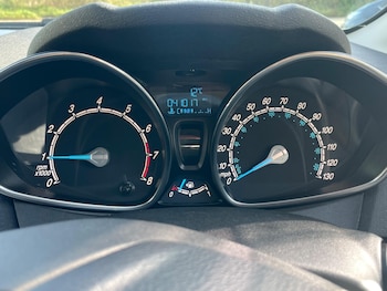 Used Ford Fiesta 2014 for sale - 76441244: Photo