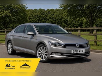 Used Volkswagen Passat 2018 for sale - 79698528: Photo