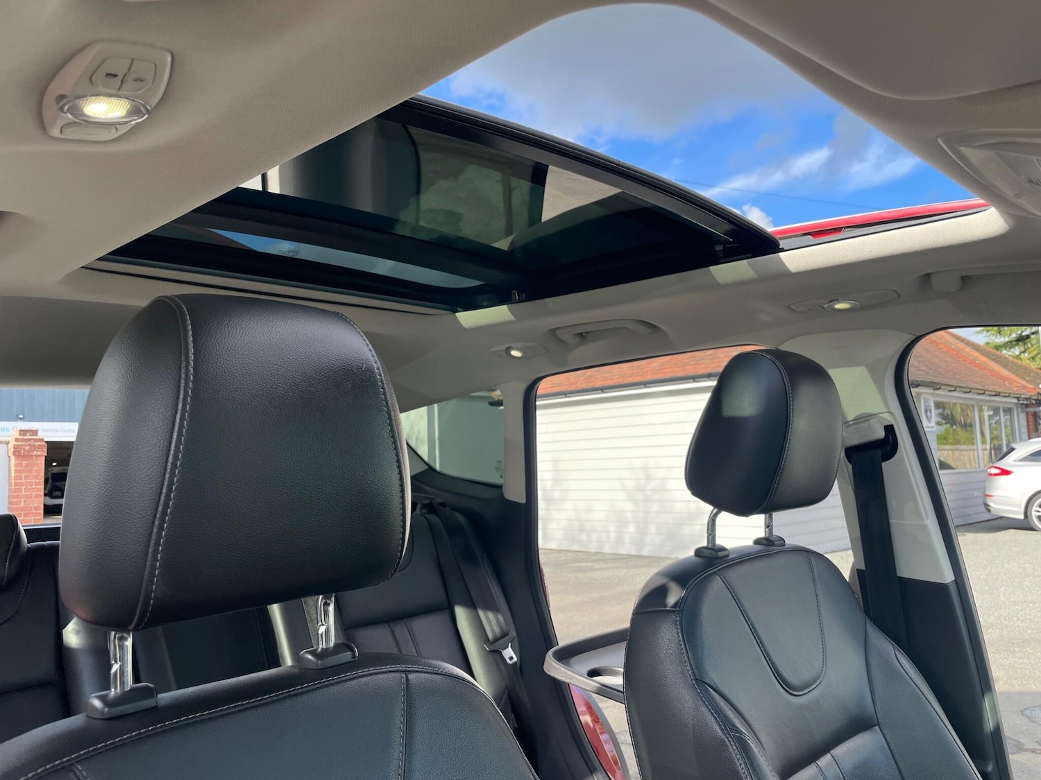 Used Ford Kuga 2015 for sale - 76337841: Photo 16