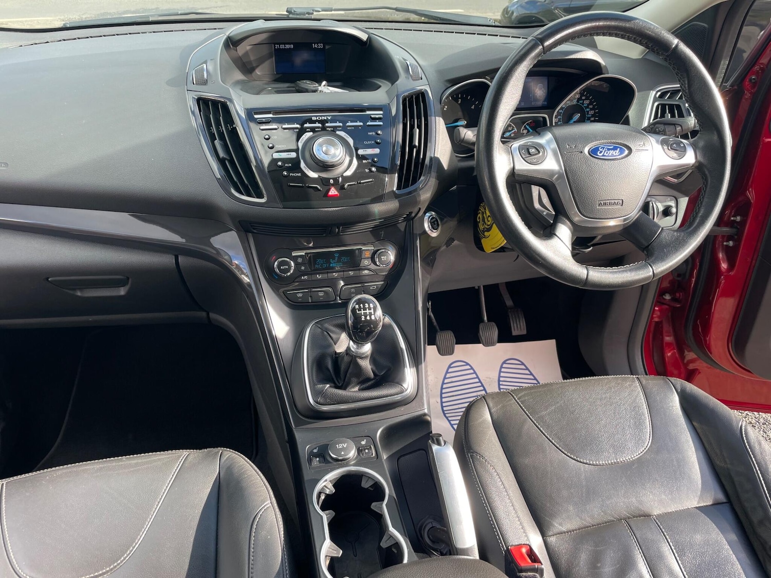 Used Ford Kuga 2015 for sale - 76337841: Photo 2