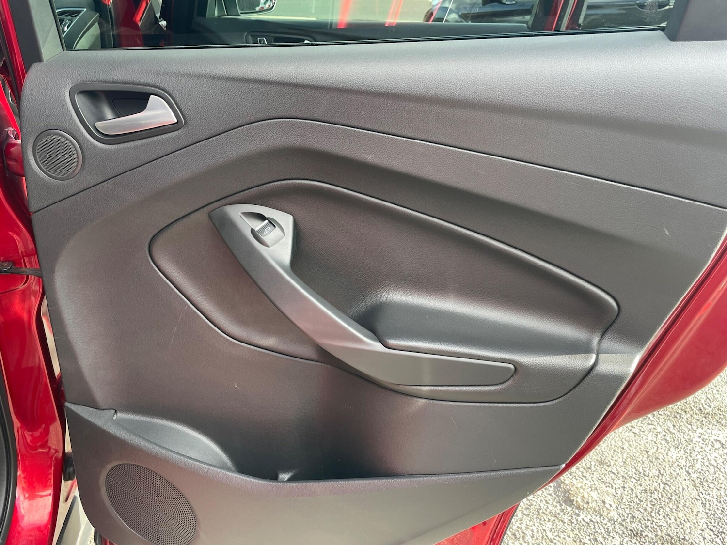Used Ford Kuga 2015 for sale - 76337841: Photo 26
