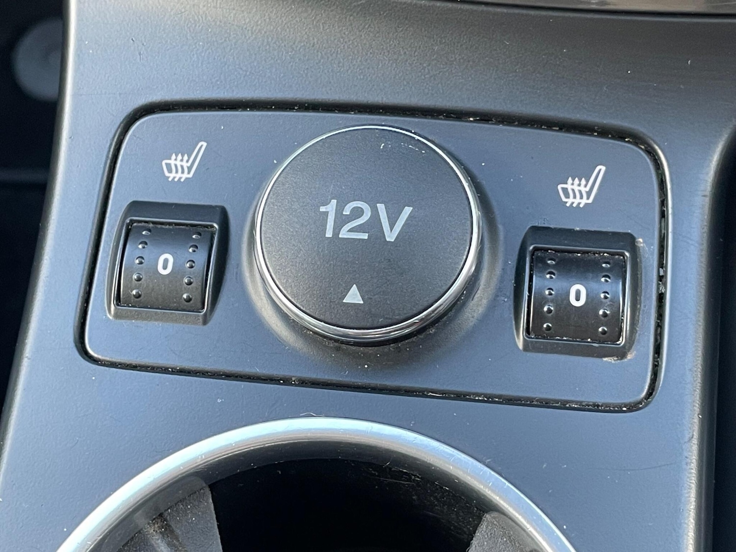 Used Ford Kuga 2015 for sale - 76337841: Photo 32