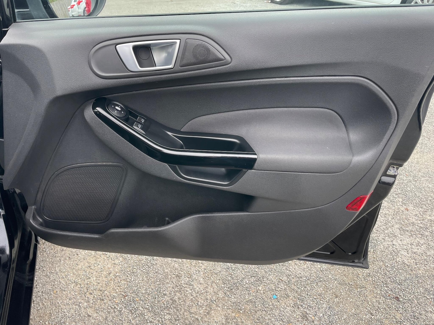 Used Ford Fiesta 2013 for sale - 76283163: Photo 23