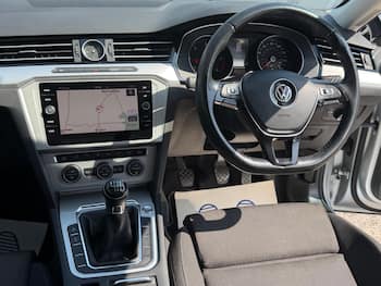 Used Volkswagen Passat 2019 for sale - 79520915: Photo