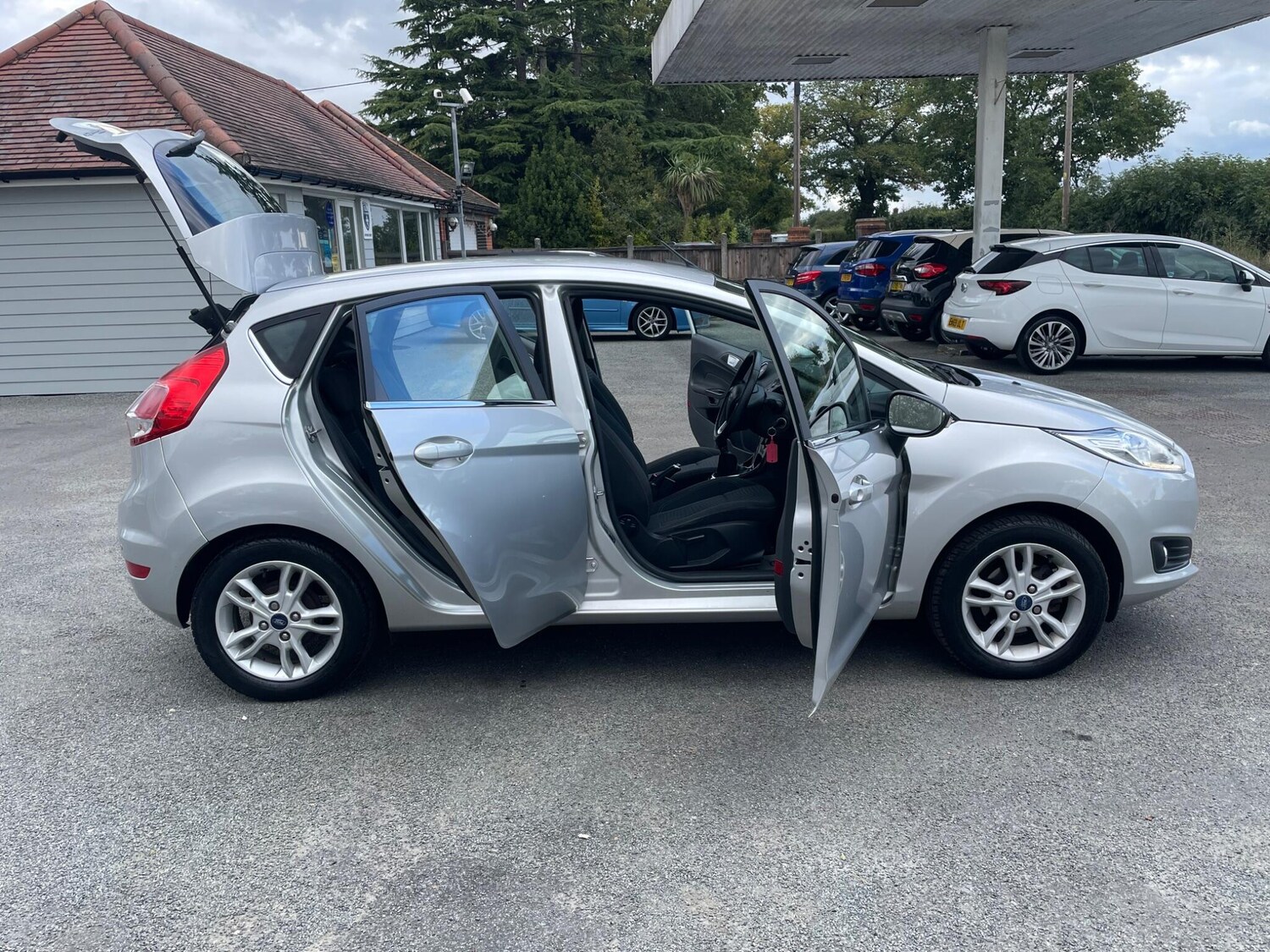 Used Ford Fiesta 2016 for sale - 76032420: Photo 17
