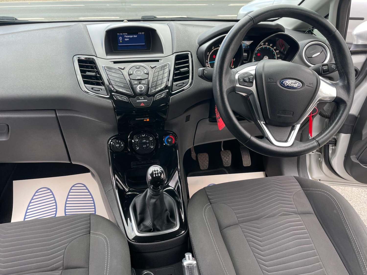 Used Ford Fiesta 2016 for sale - 76032420: Photo 2