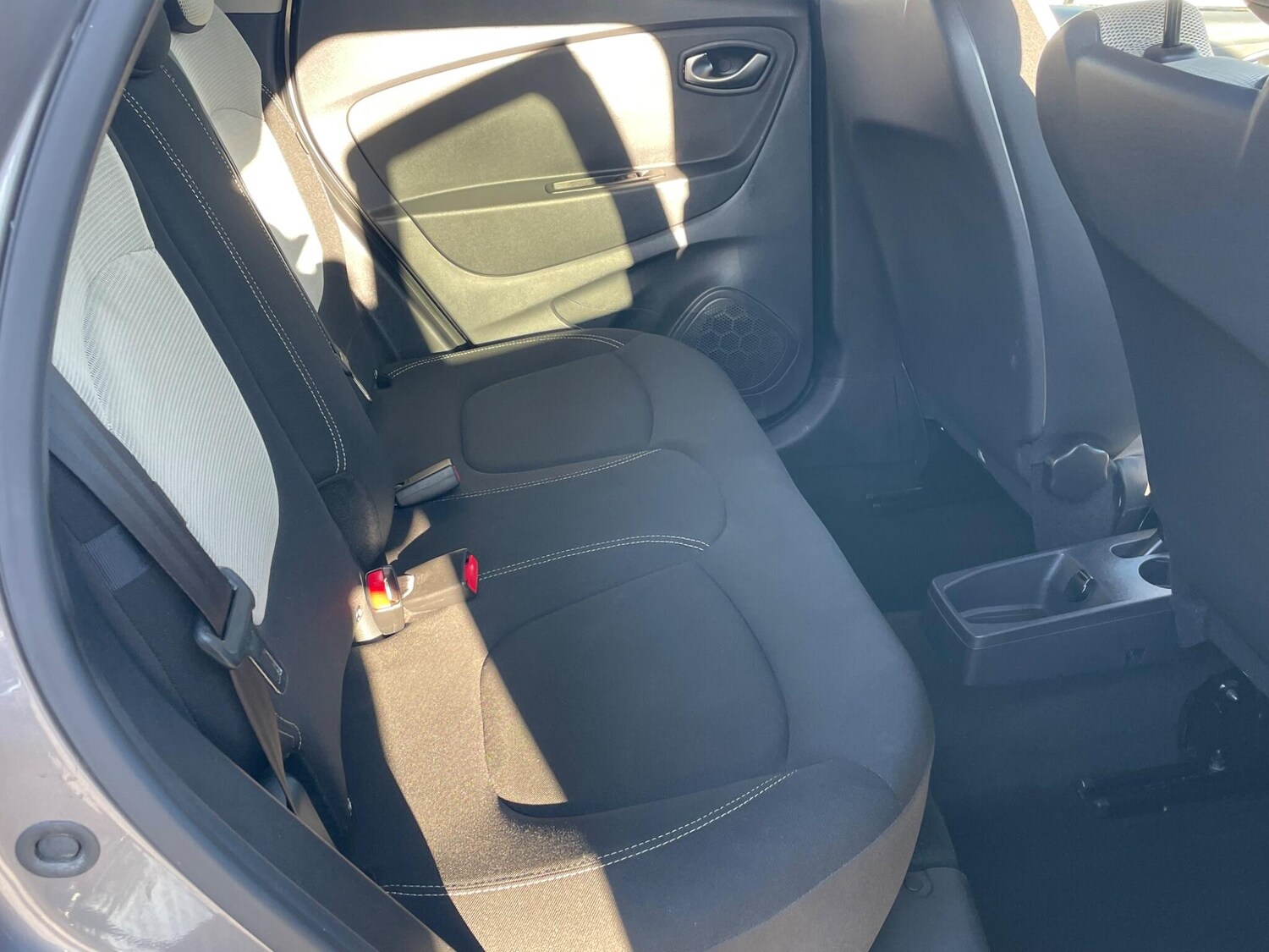 Used Renault Captur 2018 for sale - 76659145: Photo 12