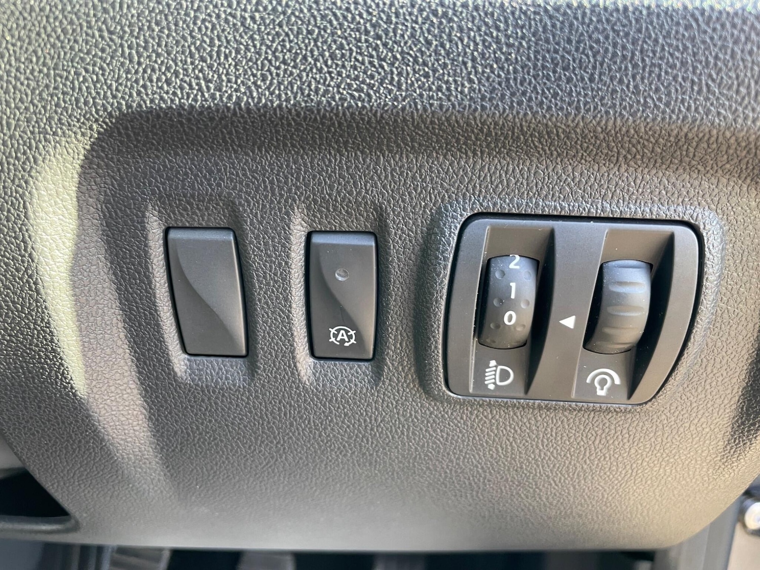 Used Renault Captur 2018 for sale - 76659145: Photo 26