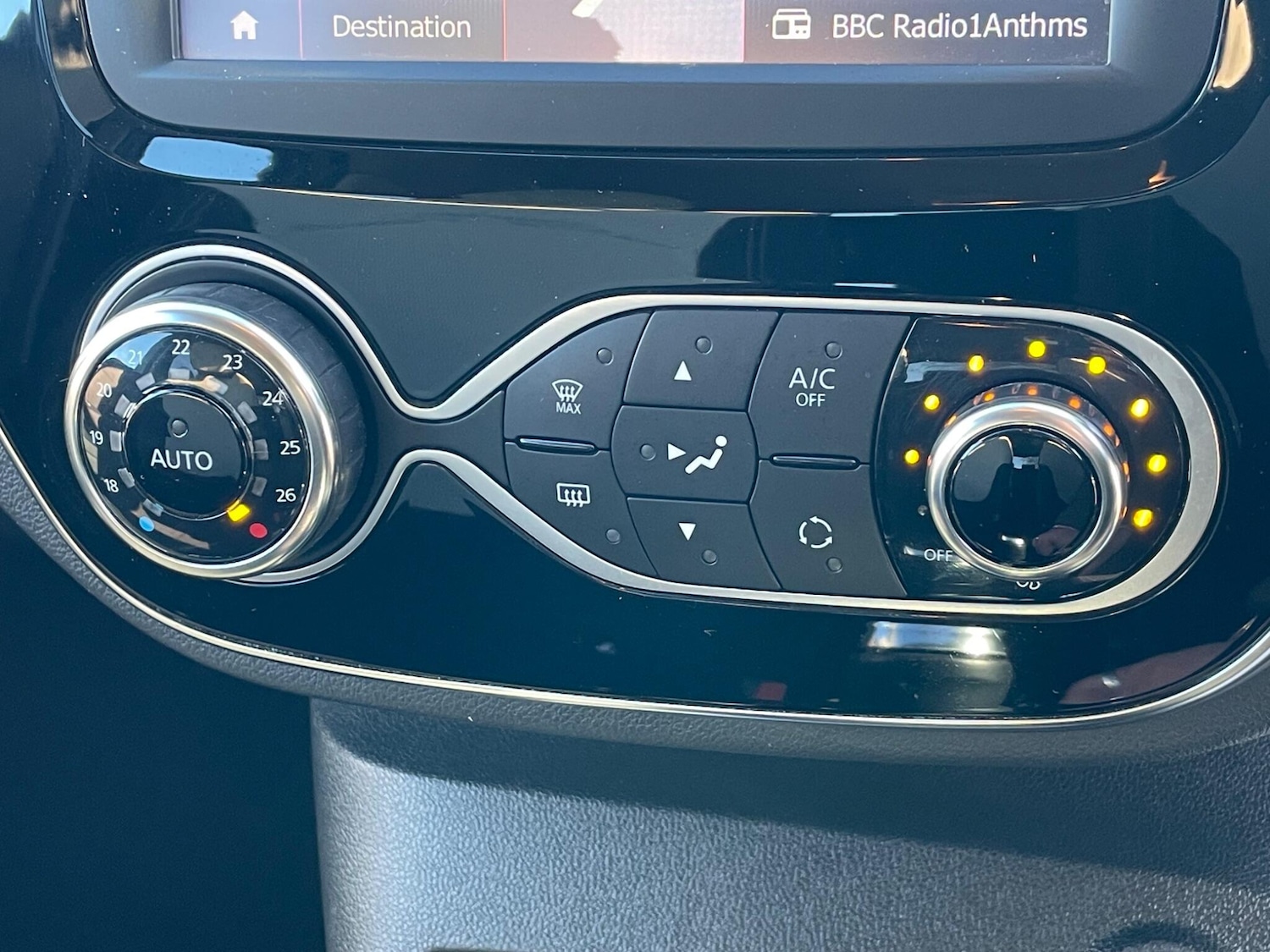 Used Renault Captur 2018 for sale - 76659145: Photo 31