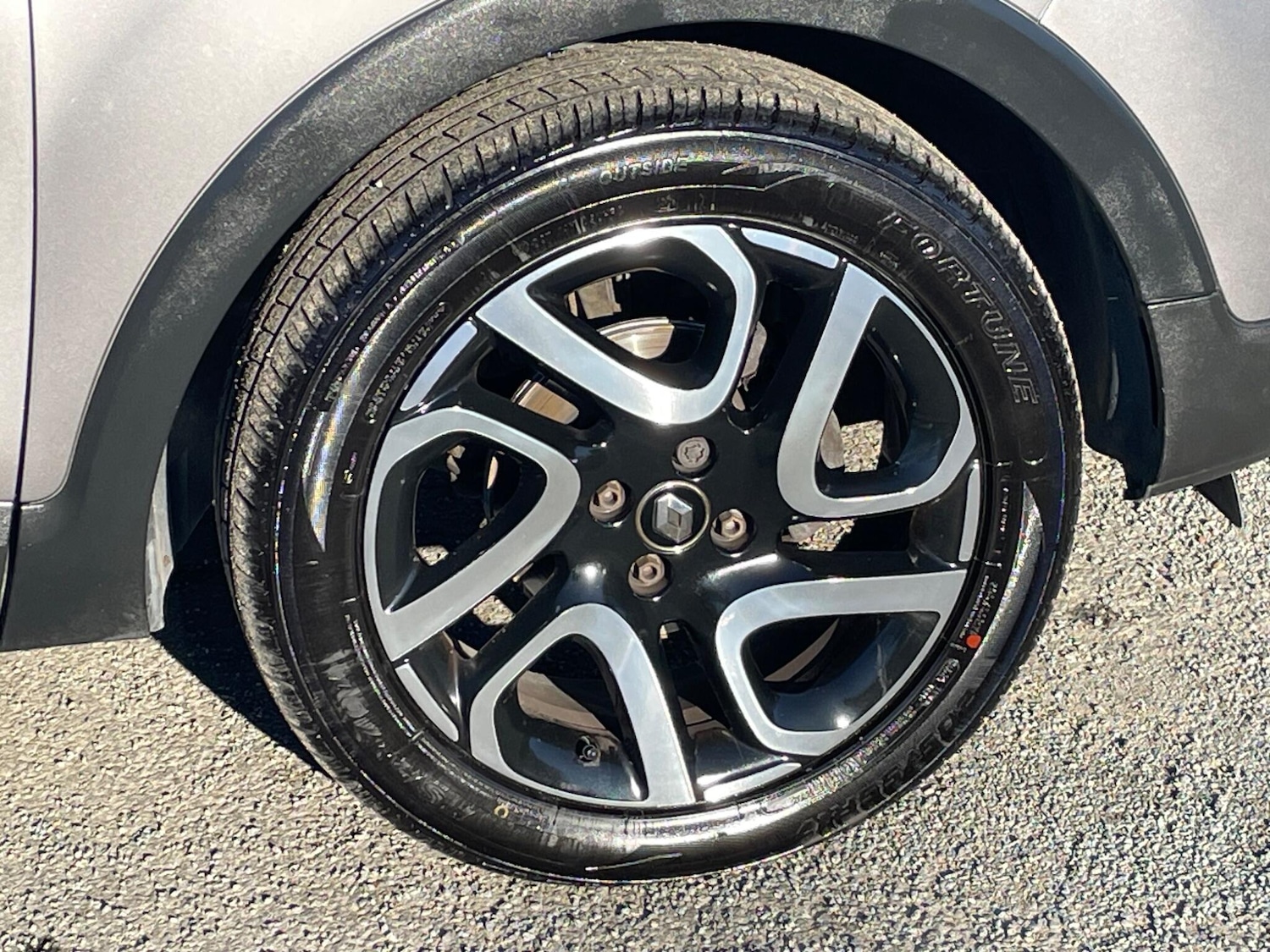 Used Renault Captur 2018 for sale - 76659145: Photo 37