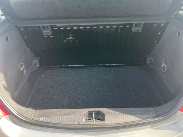 Used Vauxhall Corsa 2014 for sale - 76060328: Photo 13