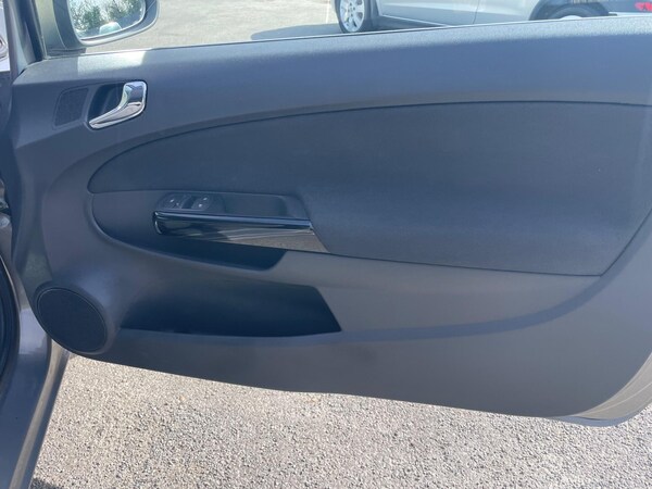 Used Vauxhall Corsa 2014 for sale - 76060328: Photo 21