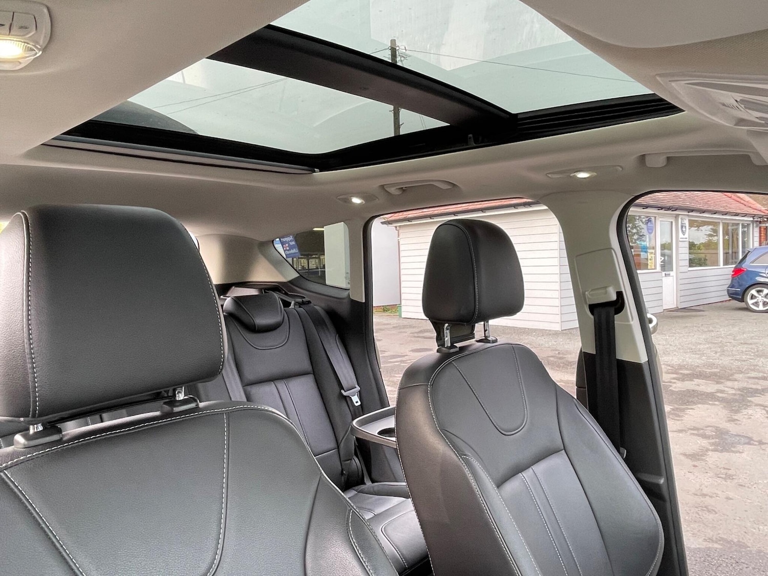 Used Ford Kuga 2014 for sale - 76701640: Photo 17