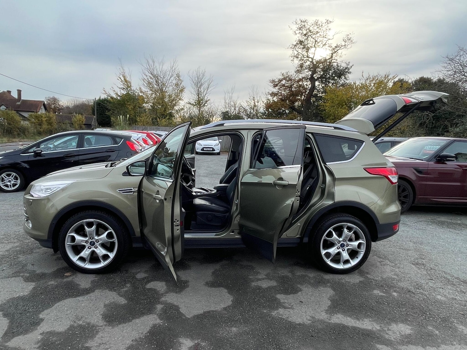 Used Ford Kuga 2014 for sale - 76701640: Photo 19