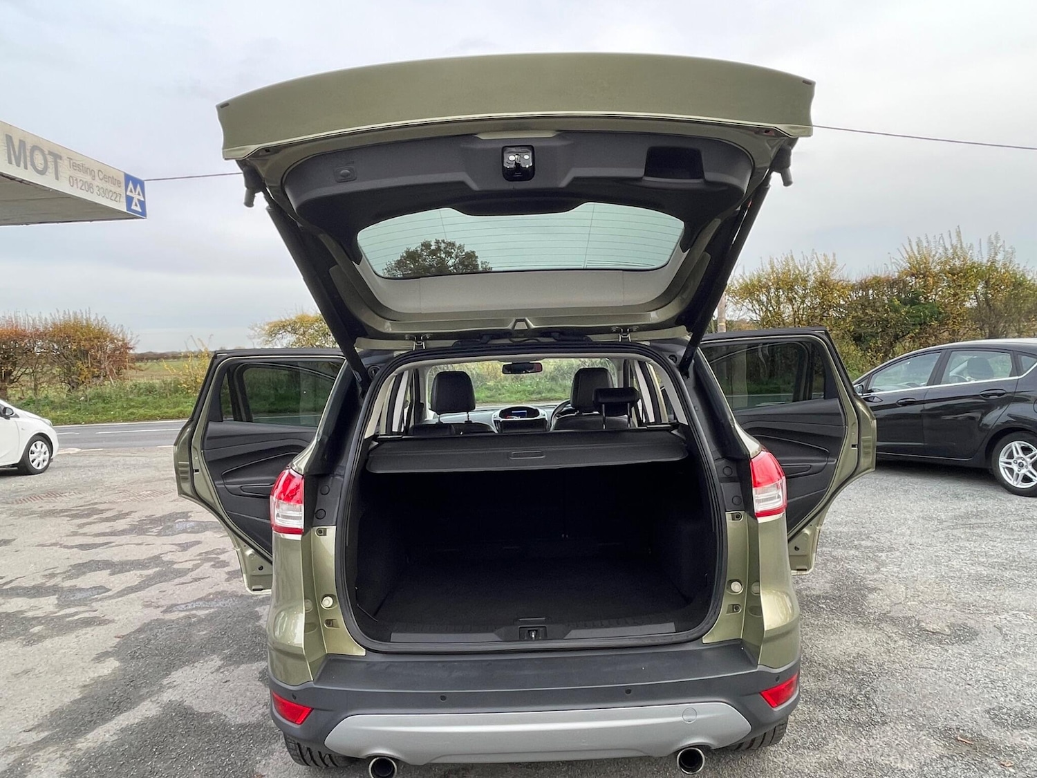 Used Ford Kuga 2014 for sale - 76701640: Photo 21