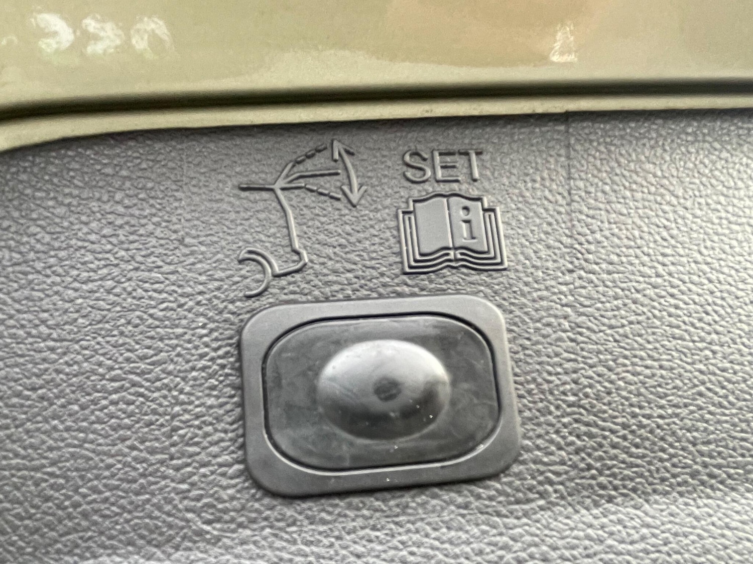 Used Ford Kuga 2014 for sale - 76701640: Photo 27