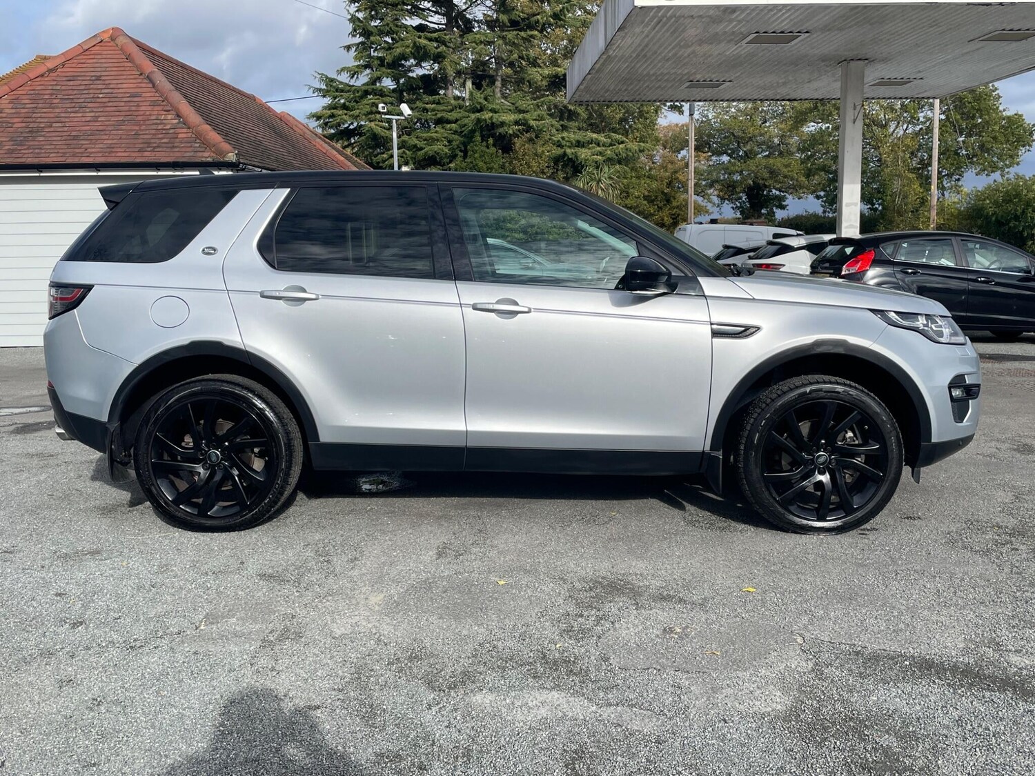 Used Land Rover Discovery Sport 2016 for sale - 76513398: Photo 10