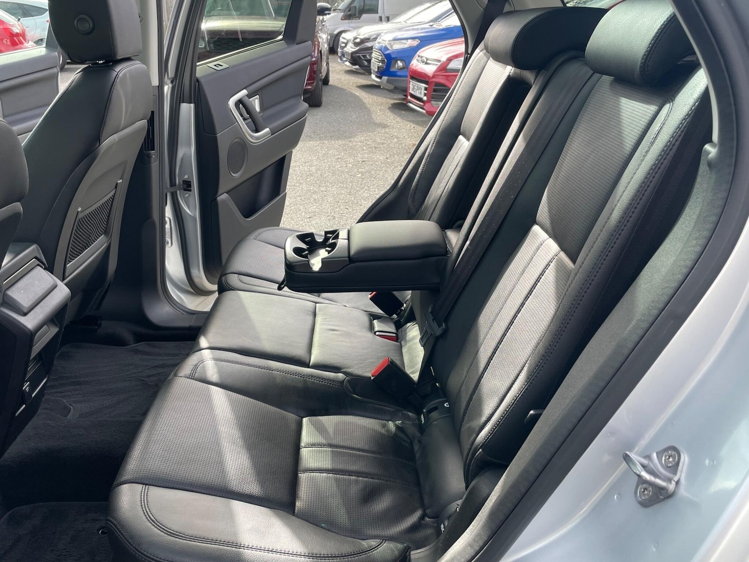 Used Land Rover Discovery Sport 2016 for sale - 76513398: Photo 13