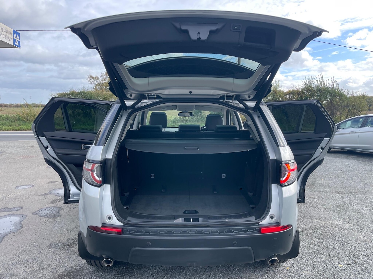 Used Land Rover Discovery Sport 2016 for sale - 76513398: Photo 23