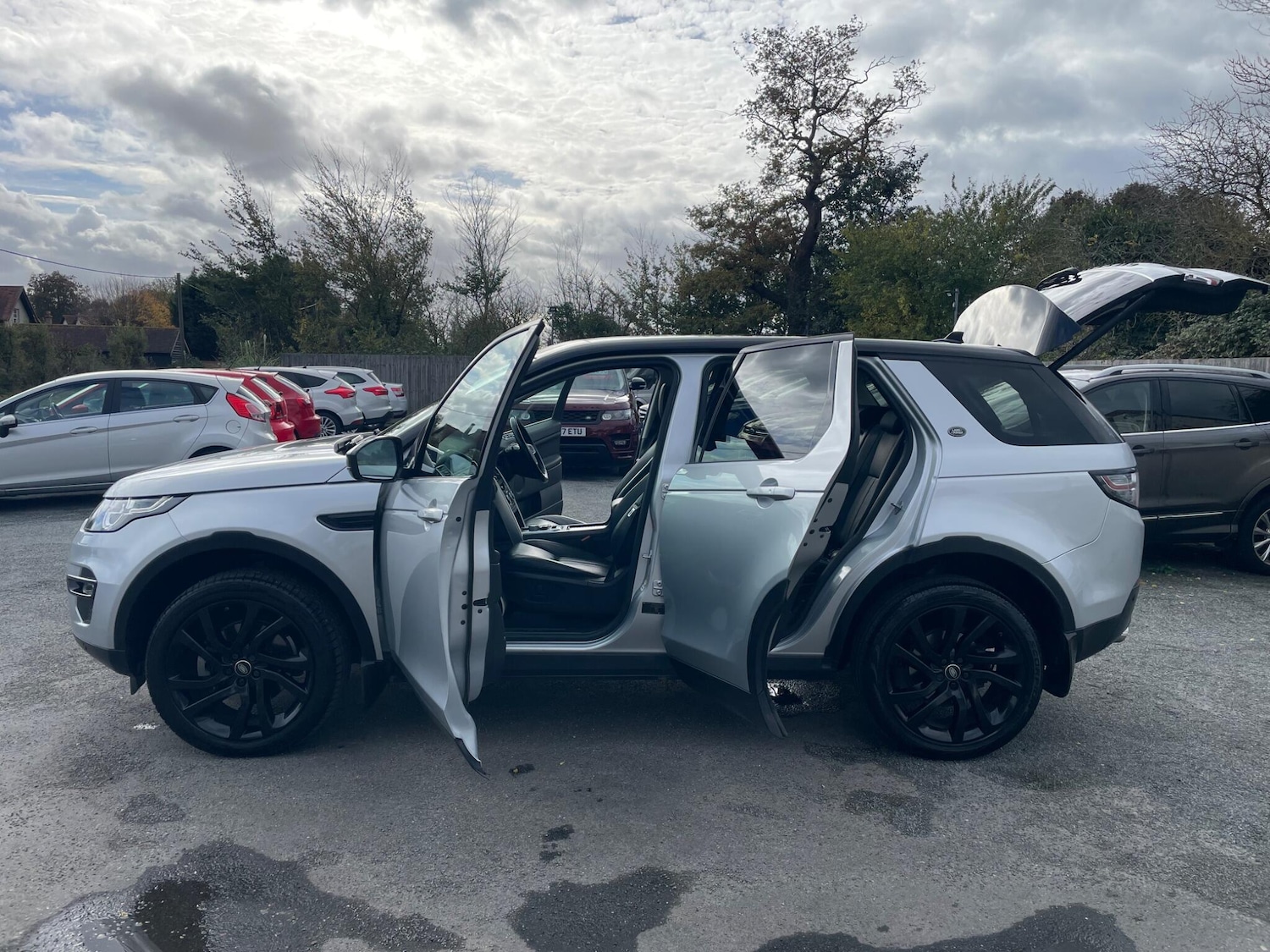 Used Land Rover Discovery Sport 2016 for sale - 76513398: Photo 25
