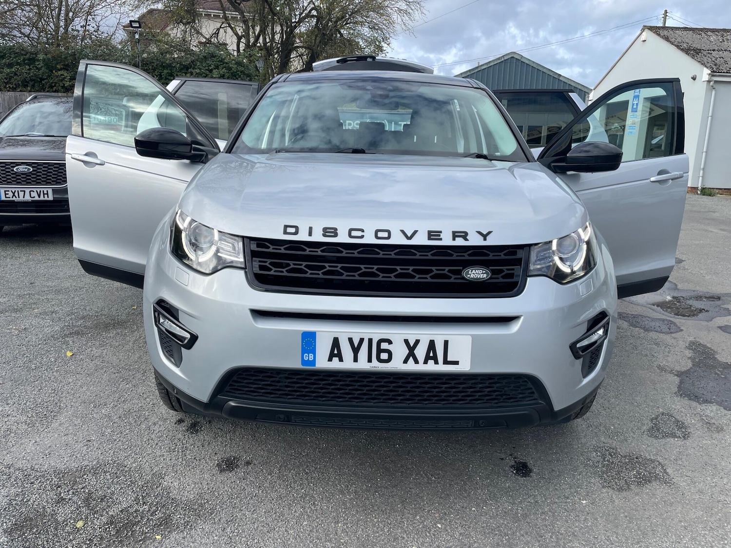 Used Land Rover Discovery Sport 2016 for sale - 76513398: Photo 26