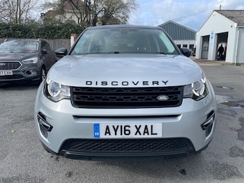 Used Land Rover Discovery Sport 2016 for sale - 76513398: Photo