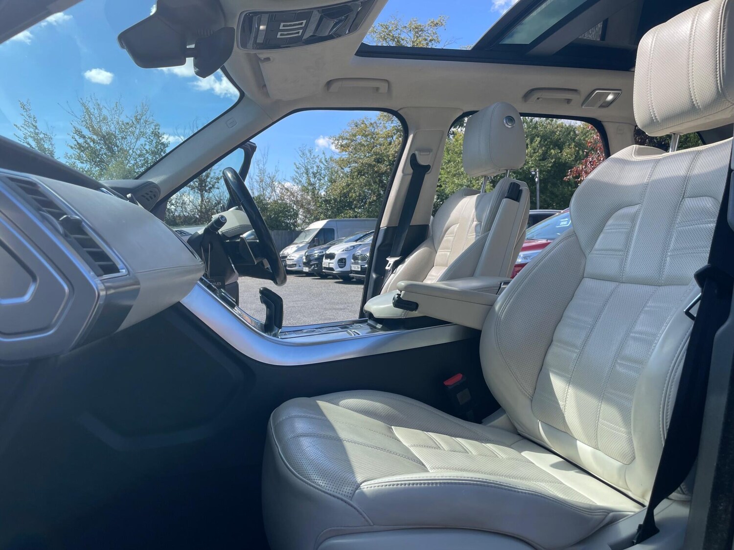 Used Land Rover Range Rover Sport 2017 for sale - 75532466: Photo 43