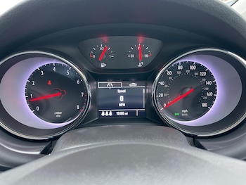 Used Vauxhall Astra 2016 for sale - 76512496: Photo