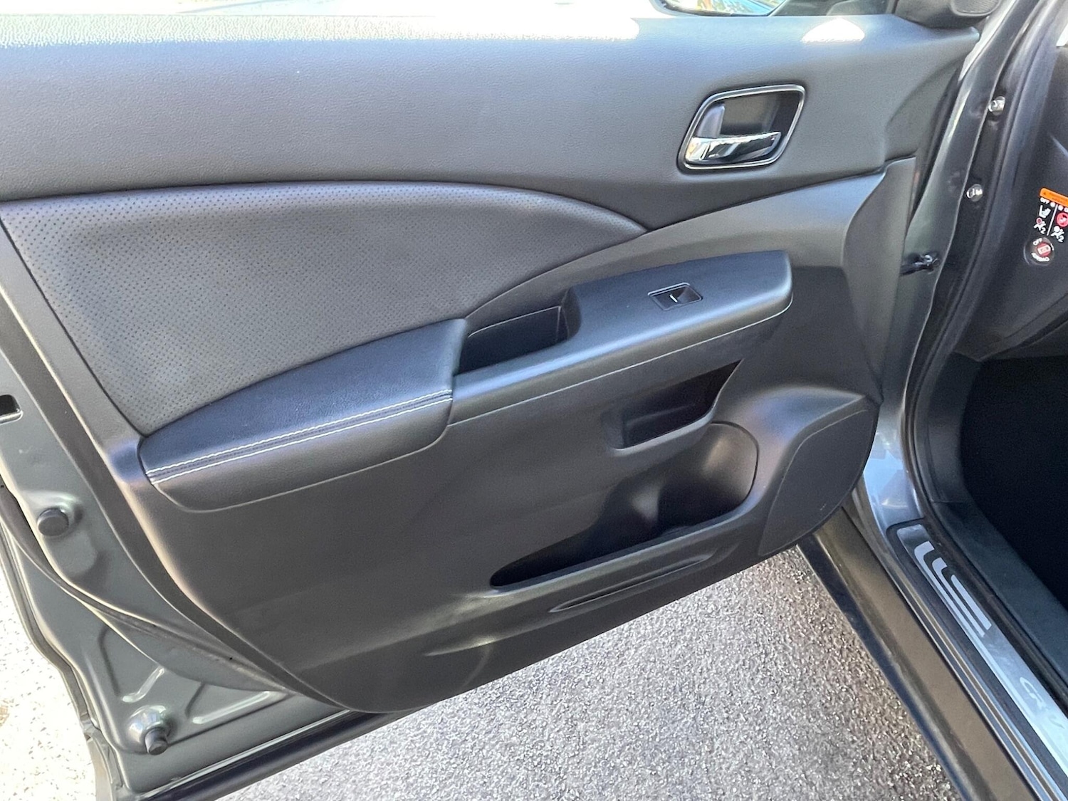 Used Honda CR-V 2016 for sale - 76336054: Photo 28