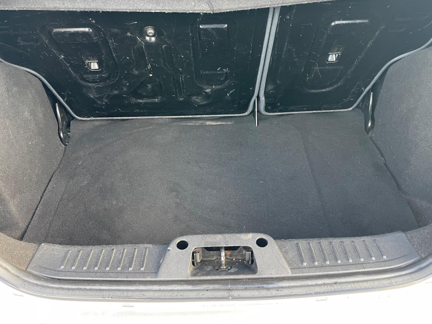 Used Ford Fiesta 2011 for sale - 76742356: Photo 12