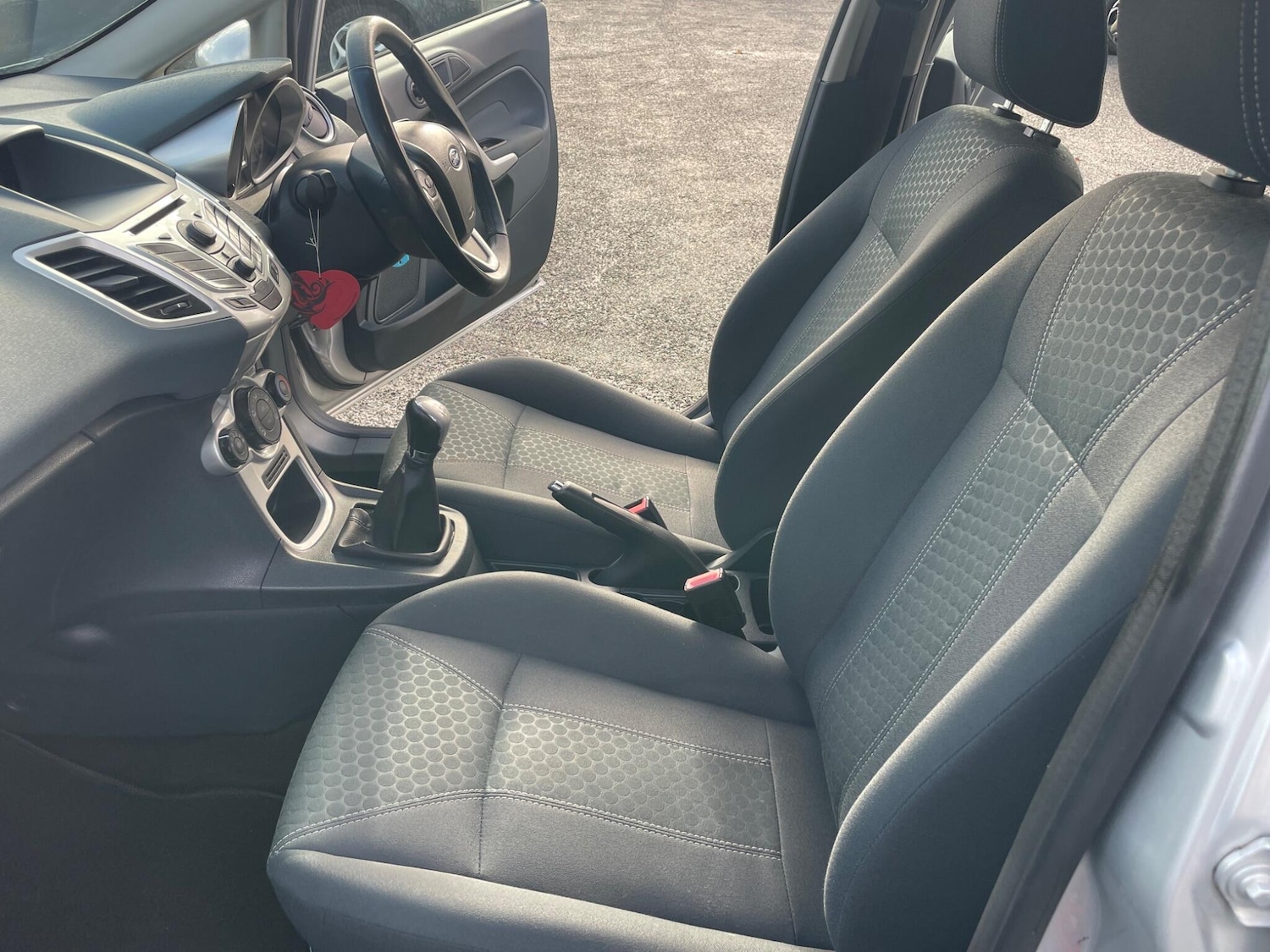 Used Ford Fiesta 2011 for sale - 76742356: Photo 14