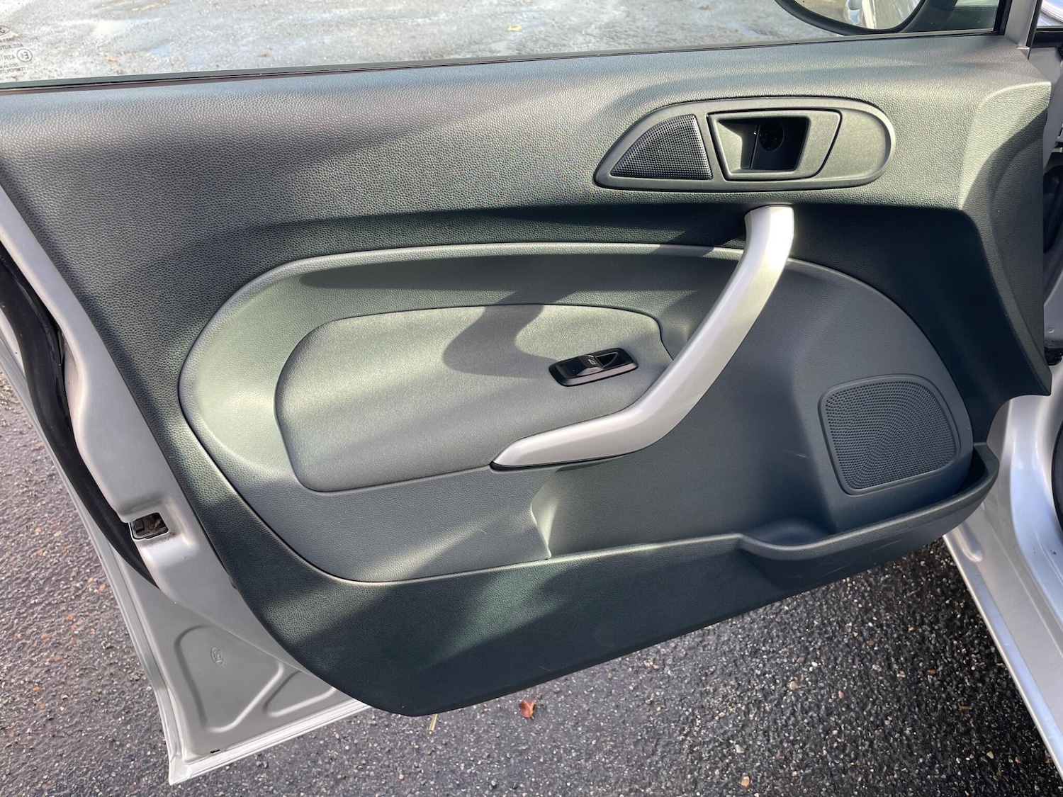 Used Ford Fiesta 2011 for sale - 76742356: Photo 19