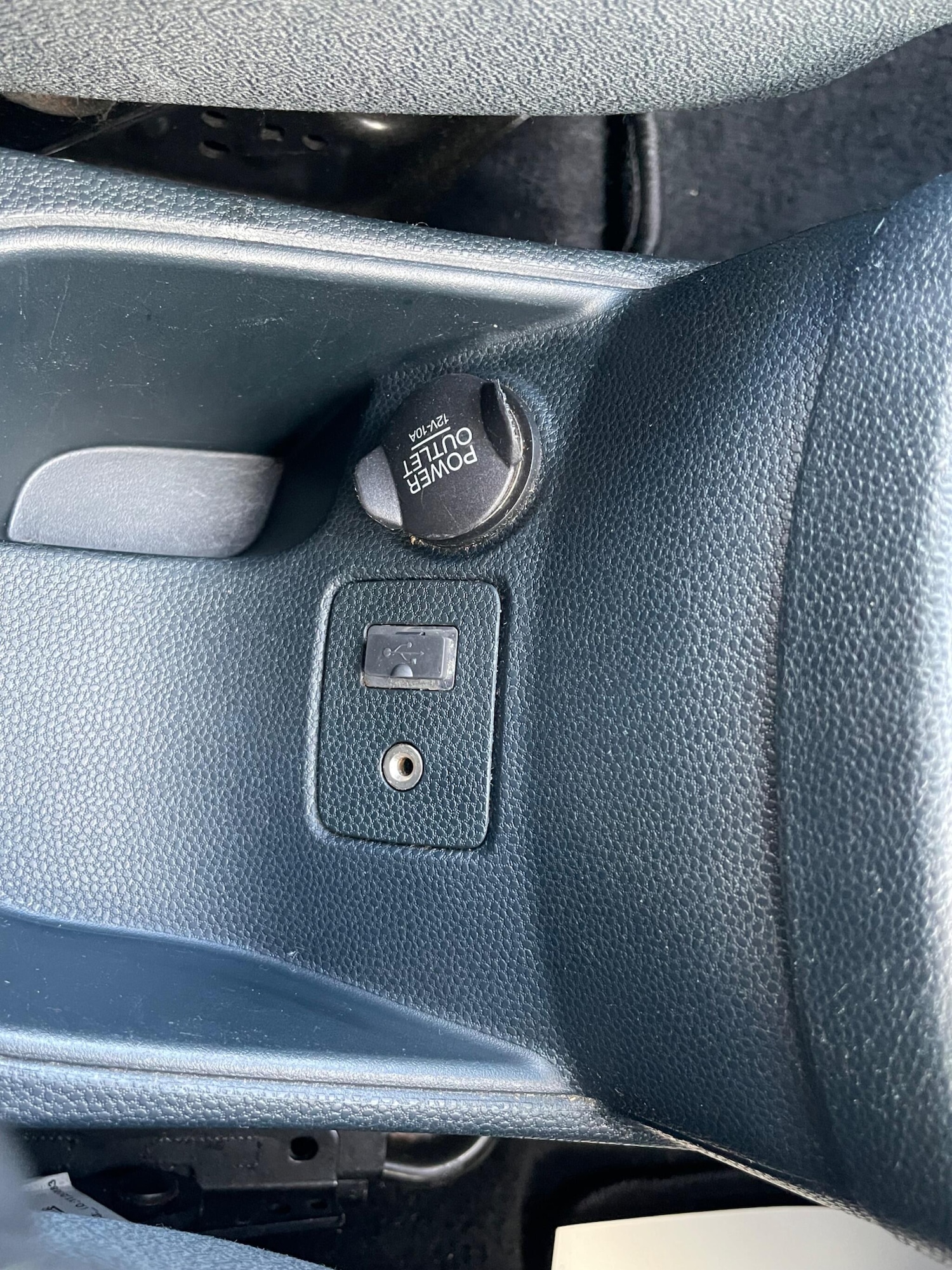 Used Ford Fiesta 2011 for sale - 76742356: Photo 24