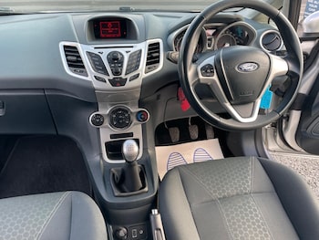 Used Ford Fiesta 2011 for sale - 76742356: Photo