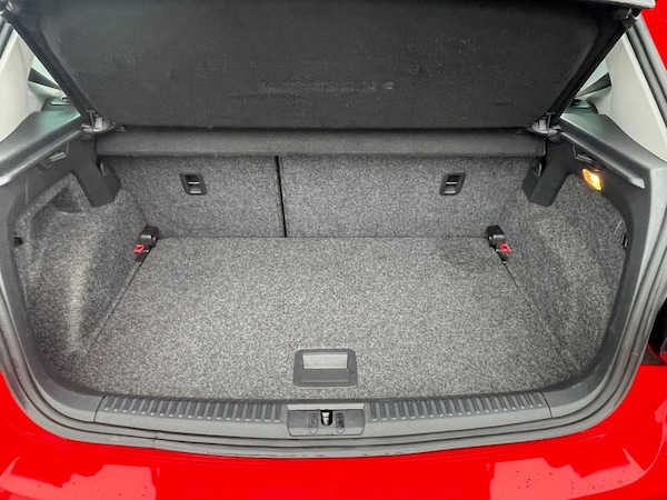 Used Volkswagen Polo 2015 for sale - 76158824: Photo 13