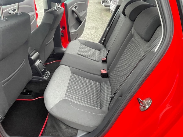 Used Volkswagen Polo 2015 for sale - 76158824: Photo 15