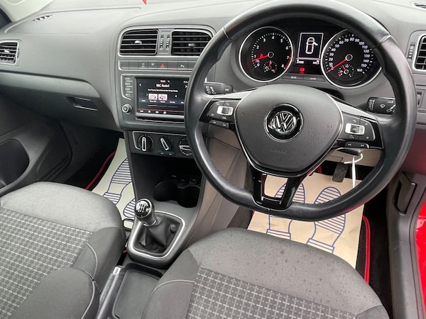 Used Volkswagen Polo 2015 for sale - 76158824: Photo 27