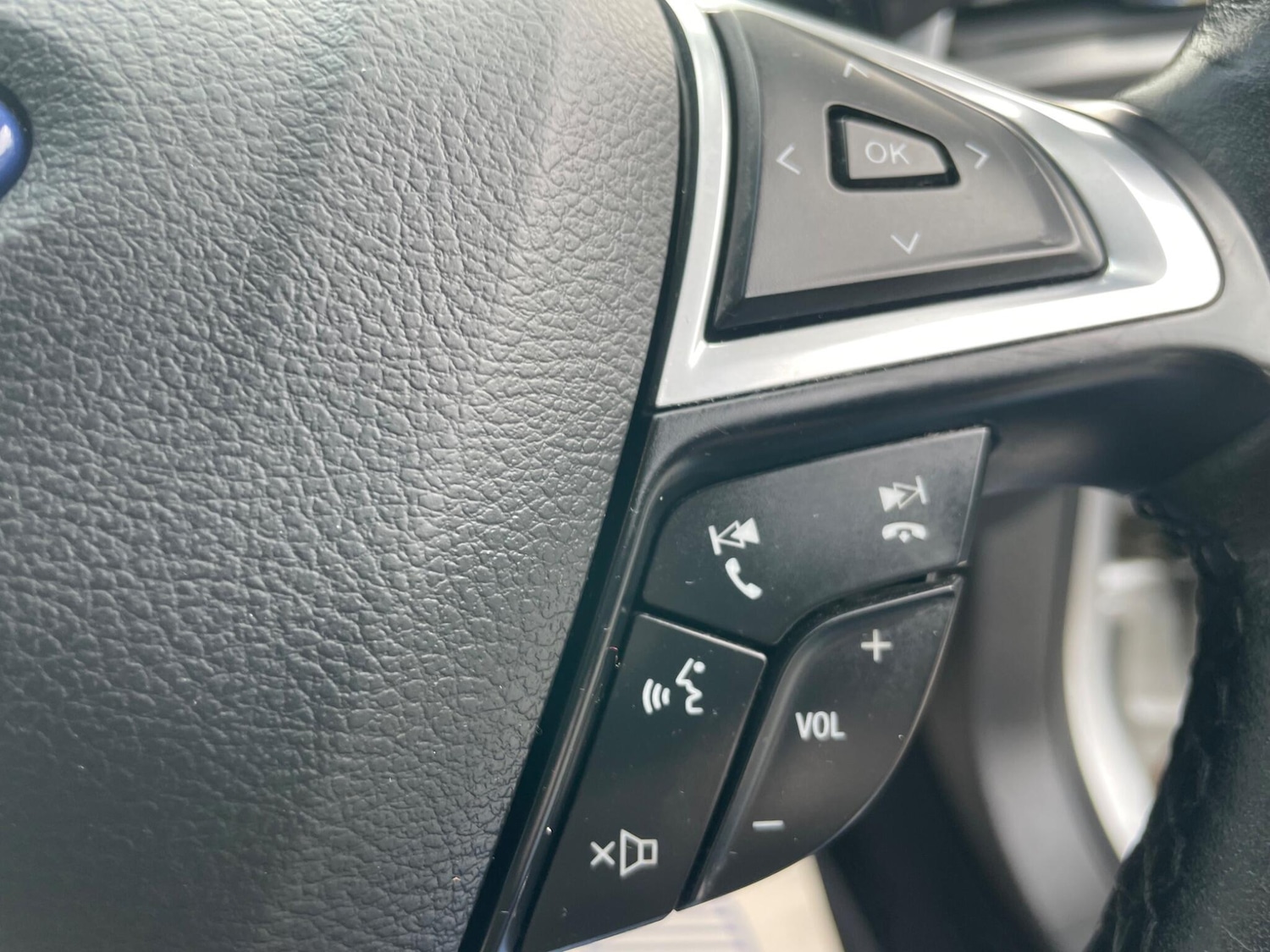 Used Ford Mondeo 2016 for sale - 76283833: Photo 34
