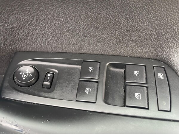 Used Vauxhall Astra 2017 for sale - 76137946: Photo 24