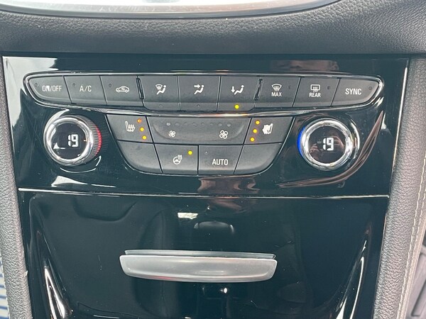 Used Vauxhall Astra 2017 for sale - 76137946: Photo 28