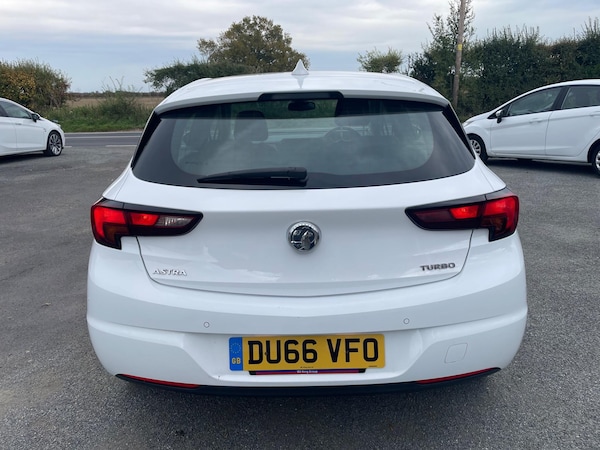 Used Vauxhall Astra 2017 for sale - 76137946: Photo 8