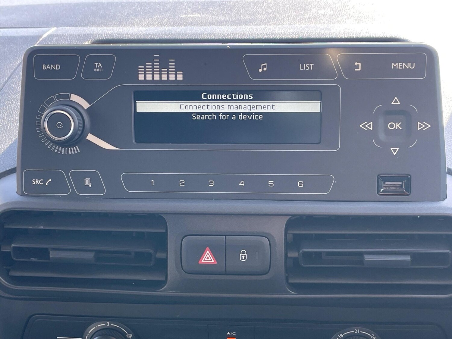 Used Vauxhall Combo 2019 for sale - 76159194: Photo 32