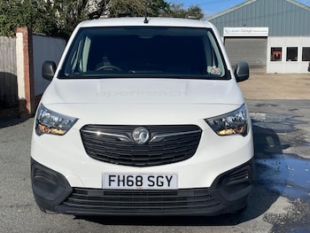 Used Vauxhall Combo 2019 for sale - 76159194: Photo 4
