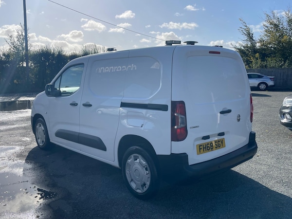 Used Vauxhall Combo 2019 for sale - 76159194: Photo 7