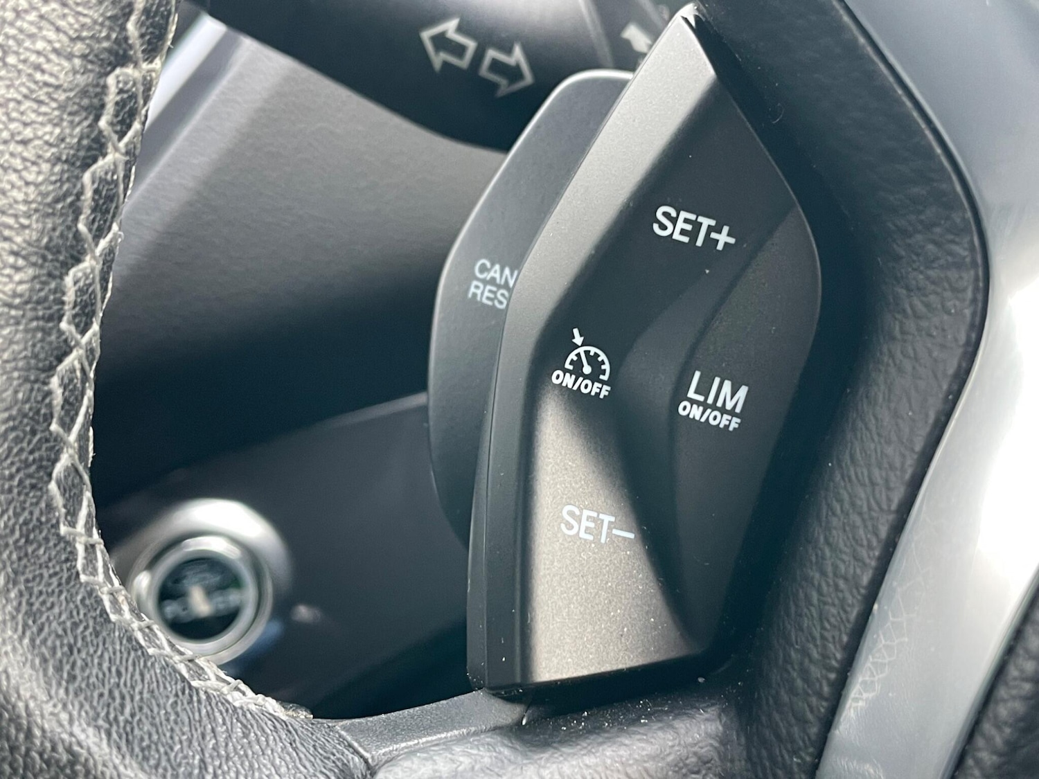 Used Ford Kuga 2014 for sale - 76499147: Photo 36