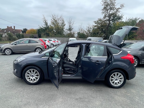 Used Ford Focus 2011 for sale - 76214033: Photo 16